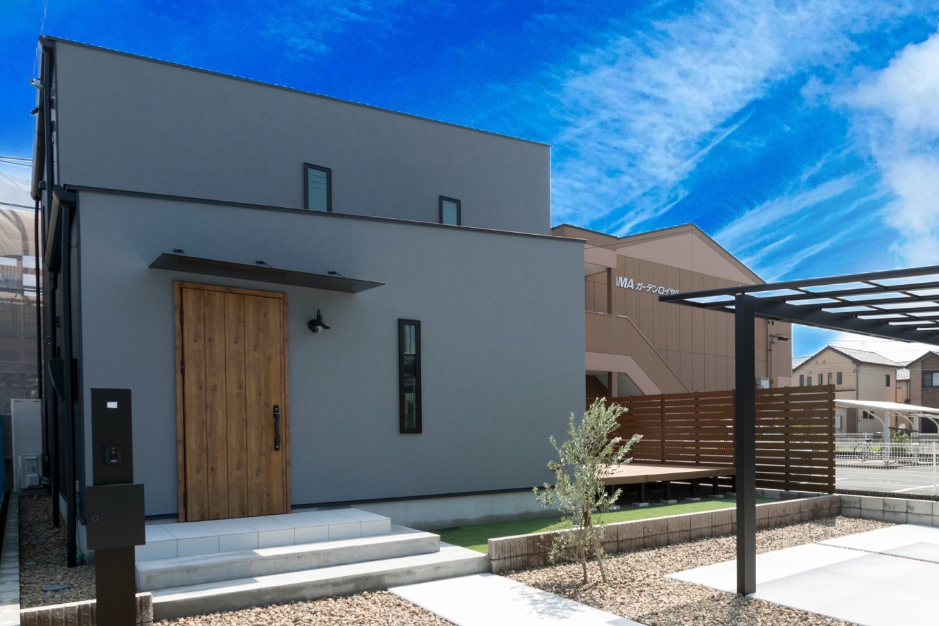 広々LDKが実現〜フラットバルコニーの家