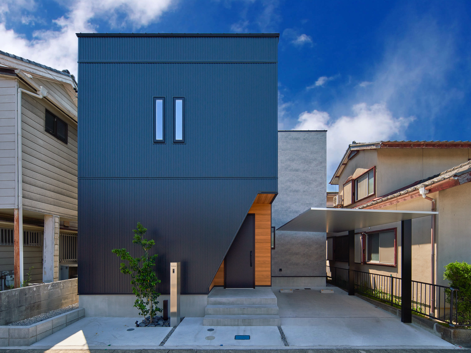 和モダンな心安らぐ家