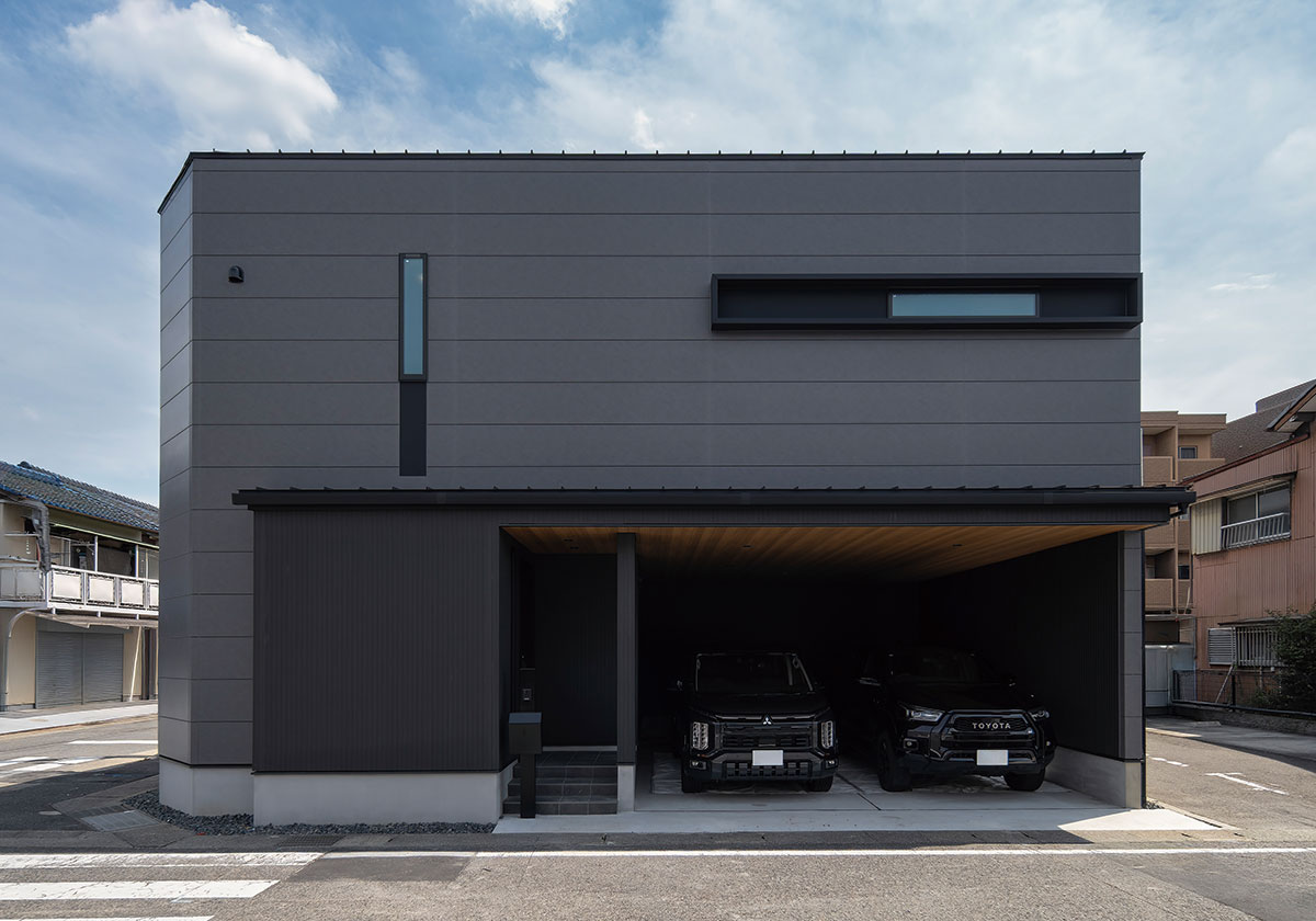 北区如意分譲型モデルハウス｜ガレージのある角地の家